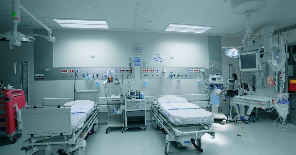 Adults Intensive Care Unit